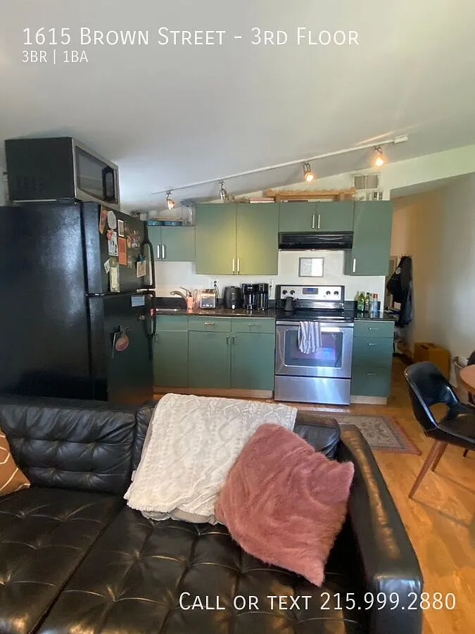 Welcome to 1615 Brown Street! — Photo 4