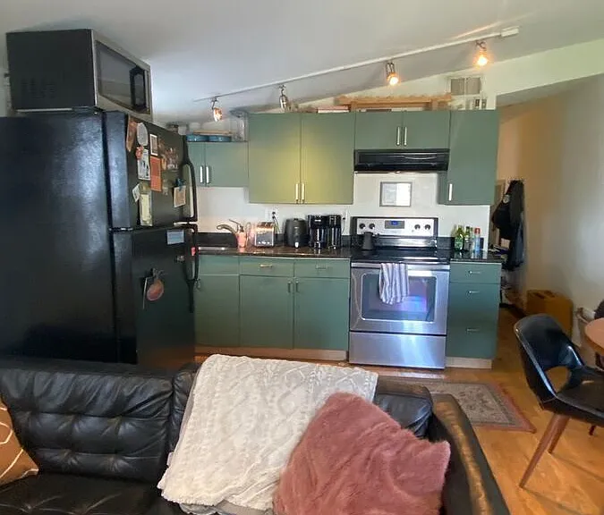 1615 Brown St #3 — Photo 4