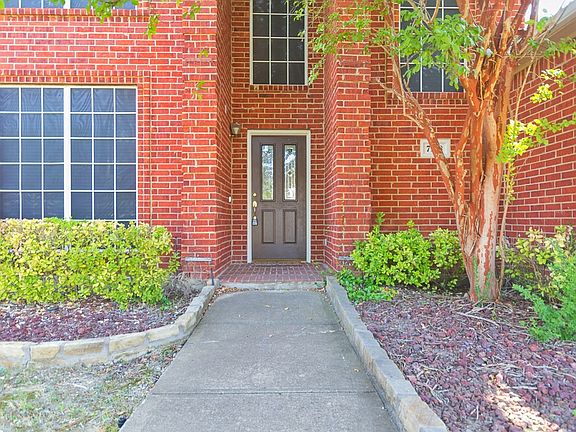 3rd image of 7108 Vista Hill Ln