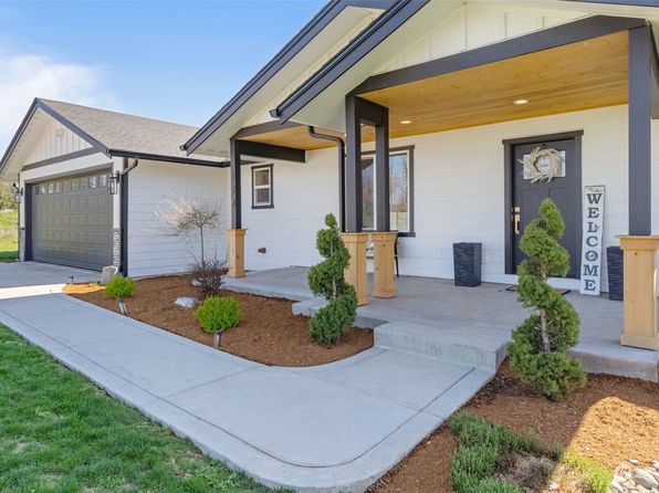 128 Redwood Lane, Onalaska, WA 98570