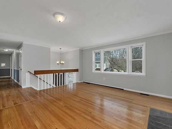 2nd image of 46 Brinton Drive