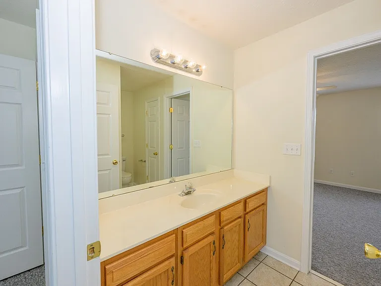 1112 Northridge Dr #B — Photo 13