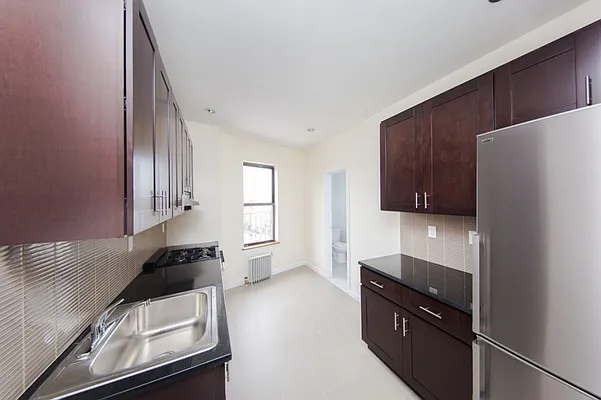 Rented by Jonis Realty | media 10