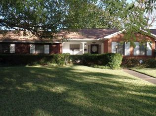 1250 19th St, Beaumont, TX 77706