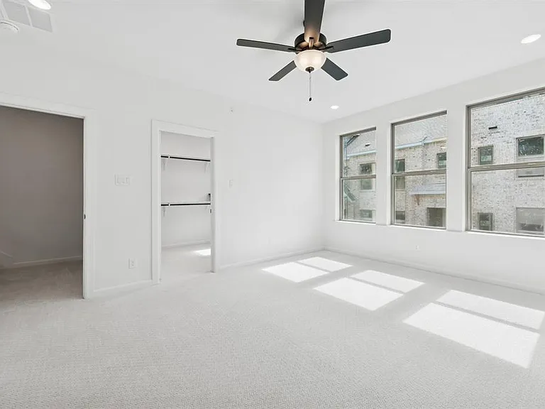 4835 Fuller Ct #605 — Photo 16