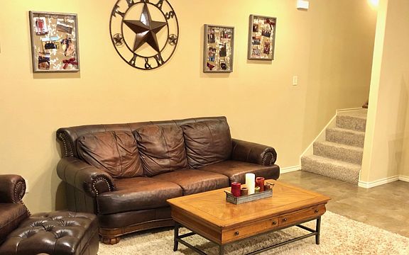 Large living room, tiled
