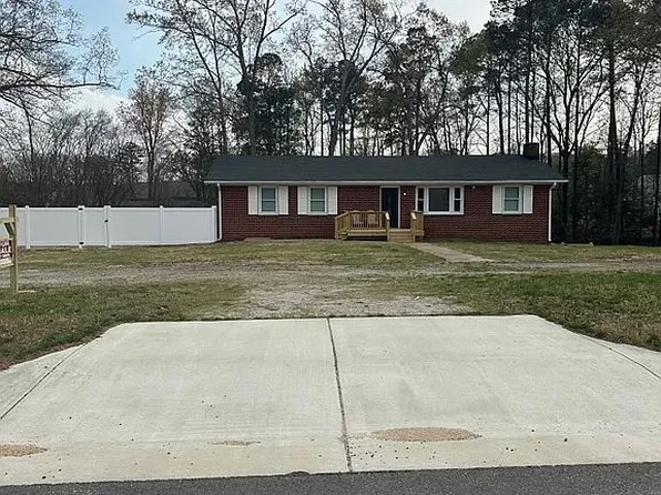 5221 Ecoff Ave, Chester, VA 23831