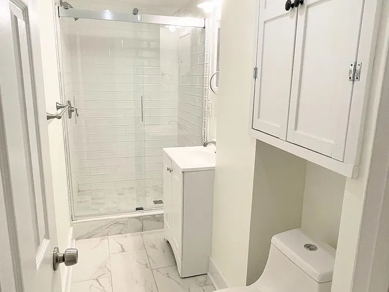 1351 Irving St, NW — Photo 17