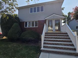 162 Holly Ave, Staten Island, NY 10308