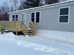 130 Dewey St, Richford, VT 05476