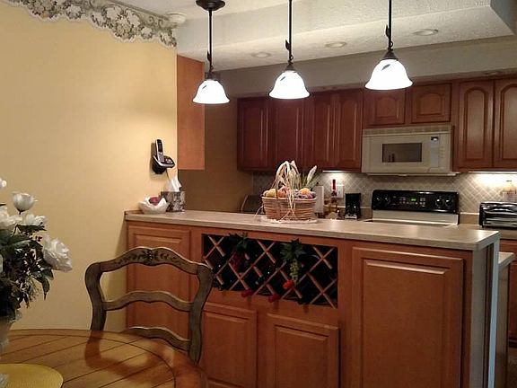 4th image of 7870 Timber Hill Dr