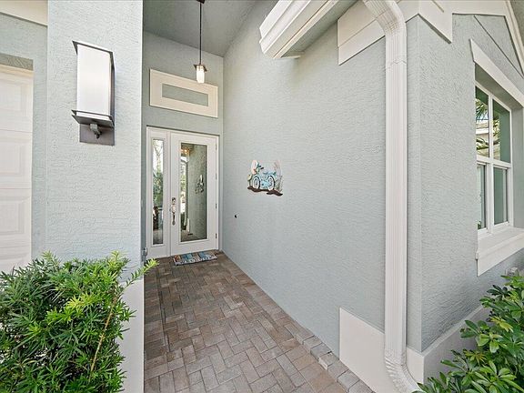 4th image of 12193 SW Jasper Lake Way