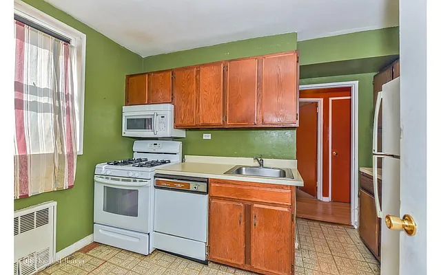 Sold by Douglas Elliman | media 5