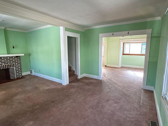 3rd image of 1508 Albert St