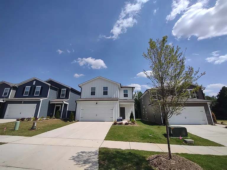 1496 Rhodes Pond St — Photo 3