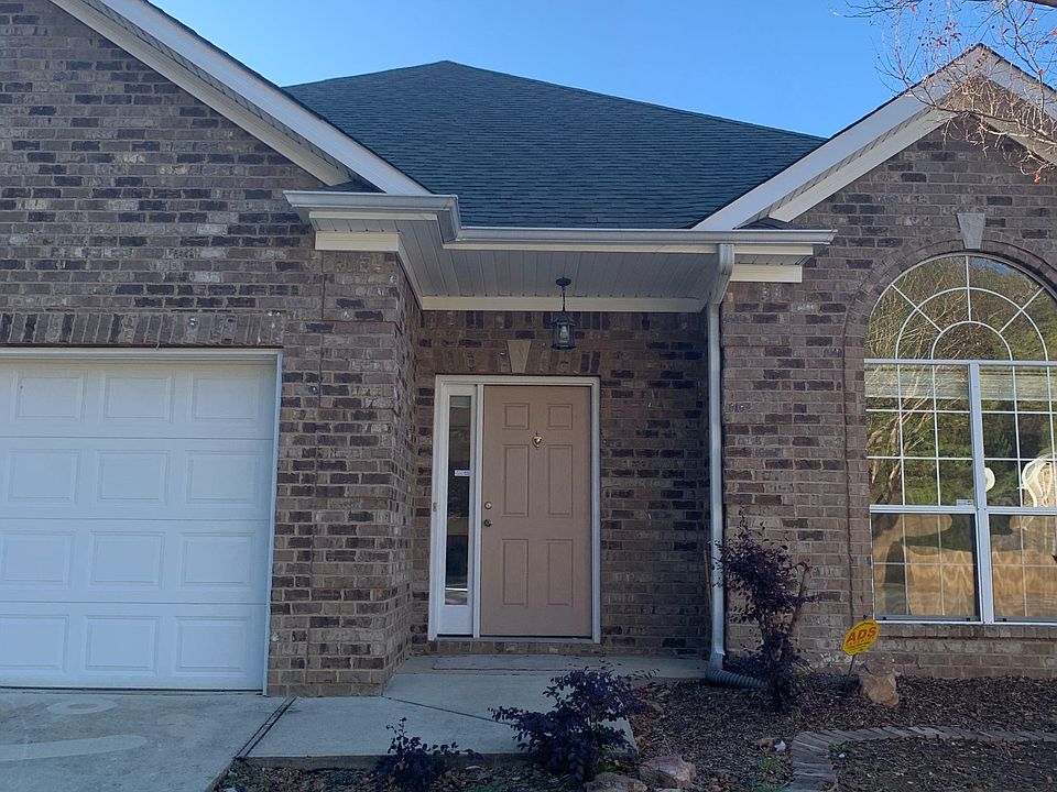 1st image of 1170 Castlemaine Dr