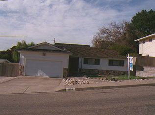 854 E Hawthorne Dr, Rodeo, CA 94572