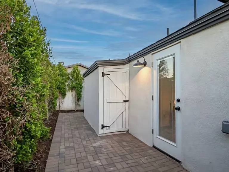 1024 E Taylor St — Photo 20