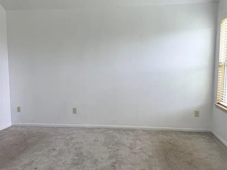 20710 Rainmead Dr — Photo 10