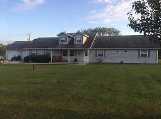 34 Idlewood Rd, Elkland, MO 65644