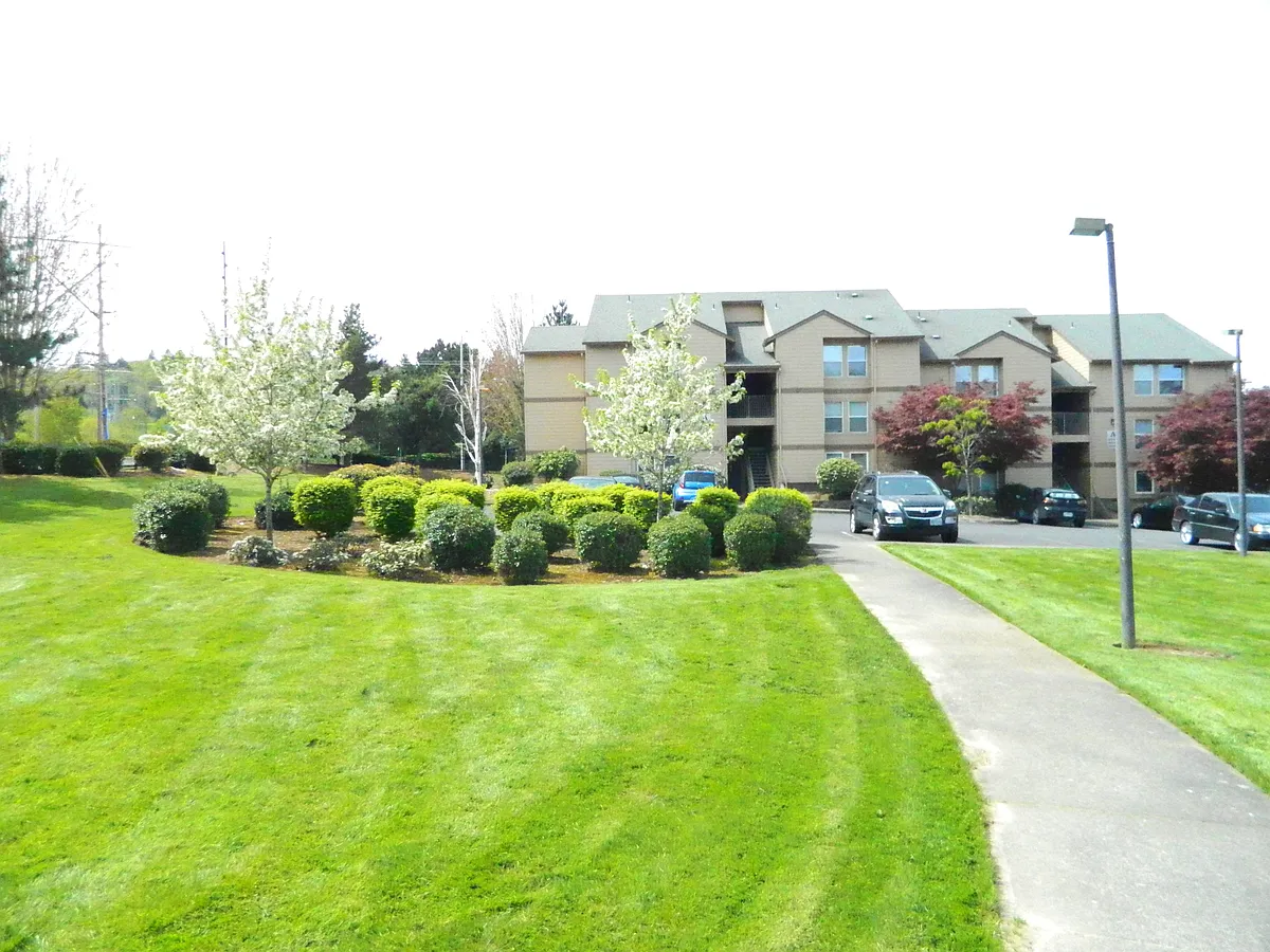 Building Photo - Springwater Trail Apartments