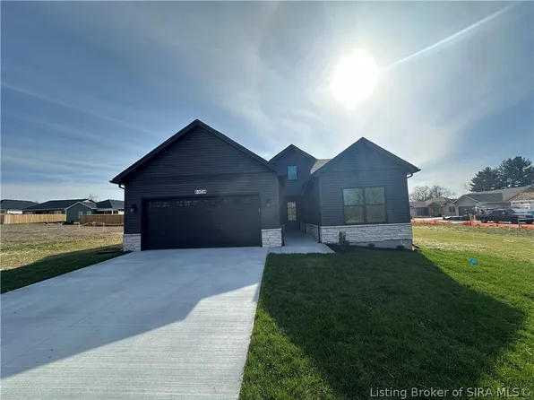 8041 Hudson Lane, Georgetown, IN 47122