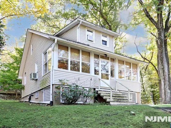 43 Broadway, Park Ridge, NJ 07656