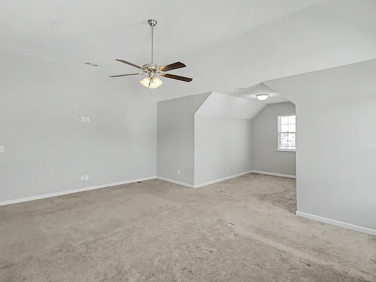 976 Oak Crest Dr — Photo 36
