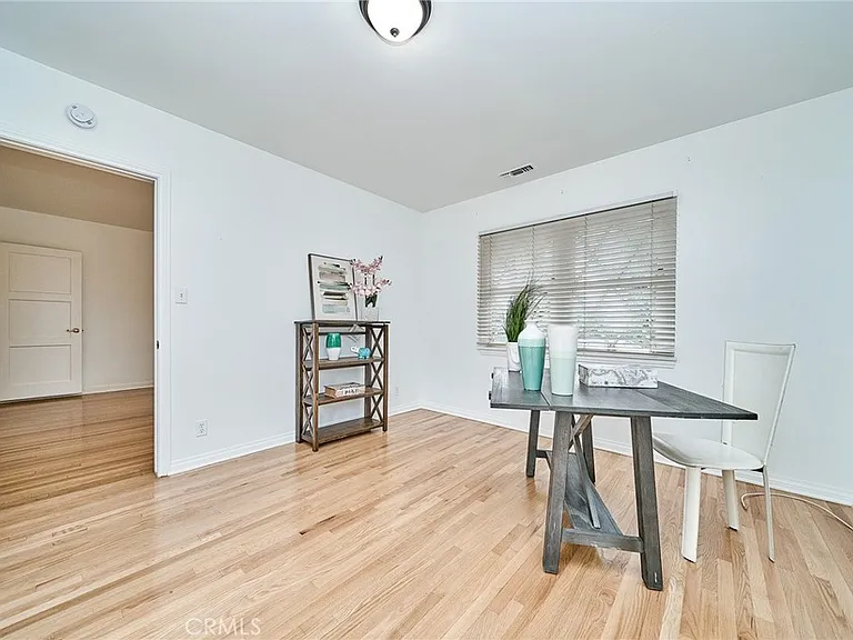 503 Longden Dr — Photo 20