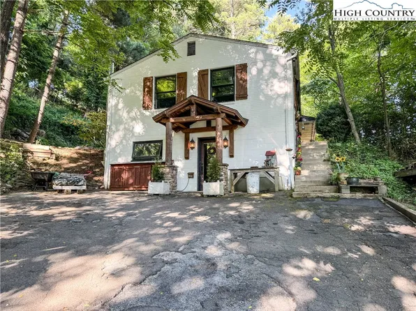 214 Blanwood Drive, Boone, NC 28607