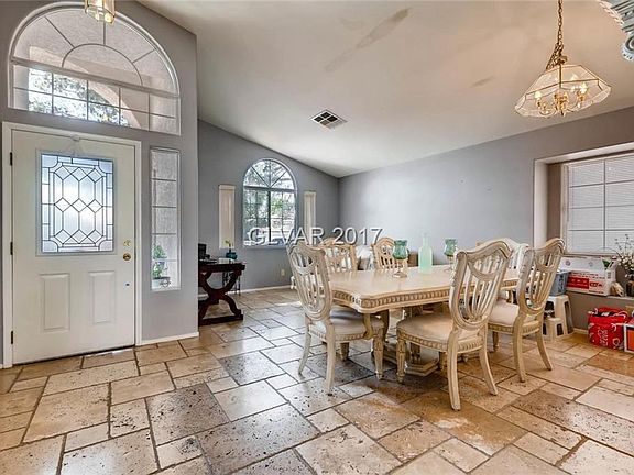 4th image of 1306 Blue View Ct
