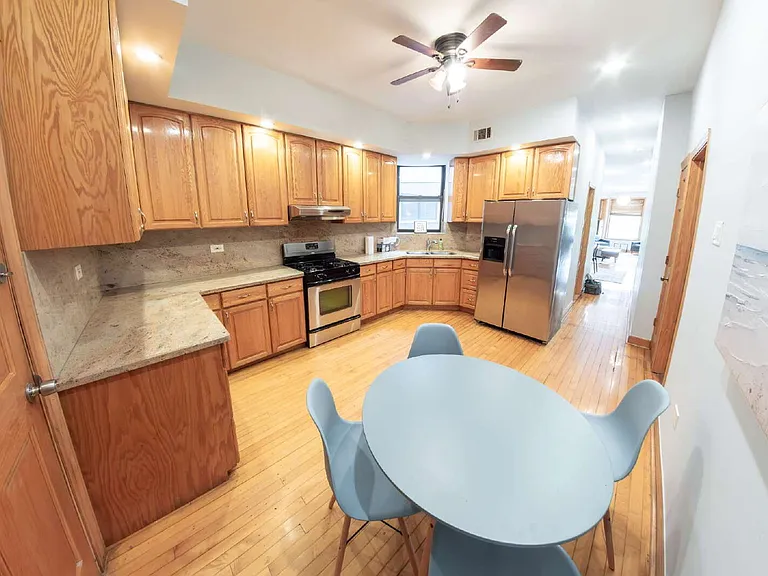 1219 N California Ave #2 — Photo 5