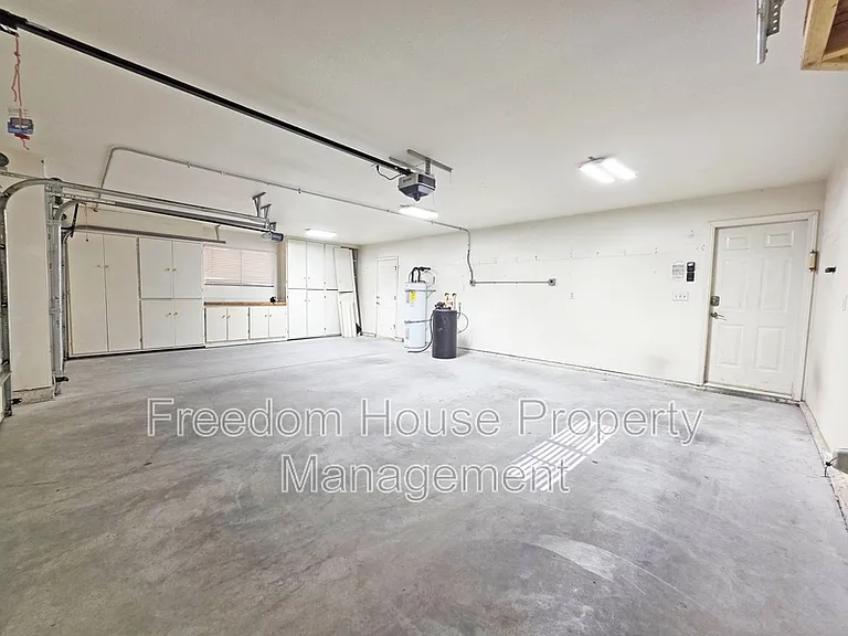 3630 E Vineyard Dr N — Photo 29