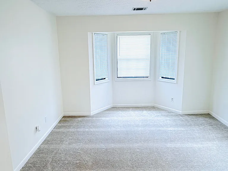 2550 Sweetridge Ct — Photo 7