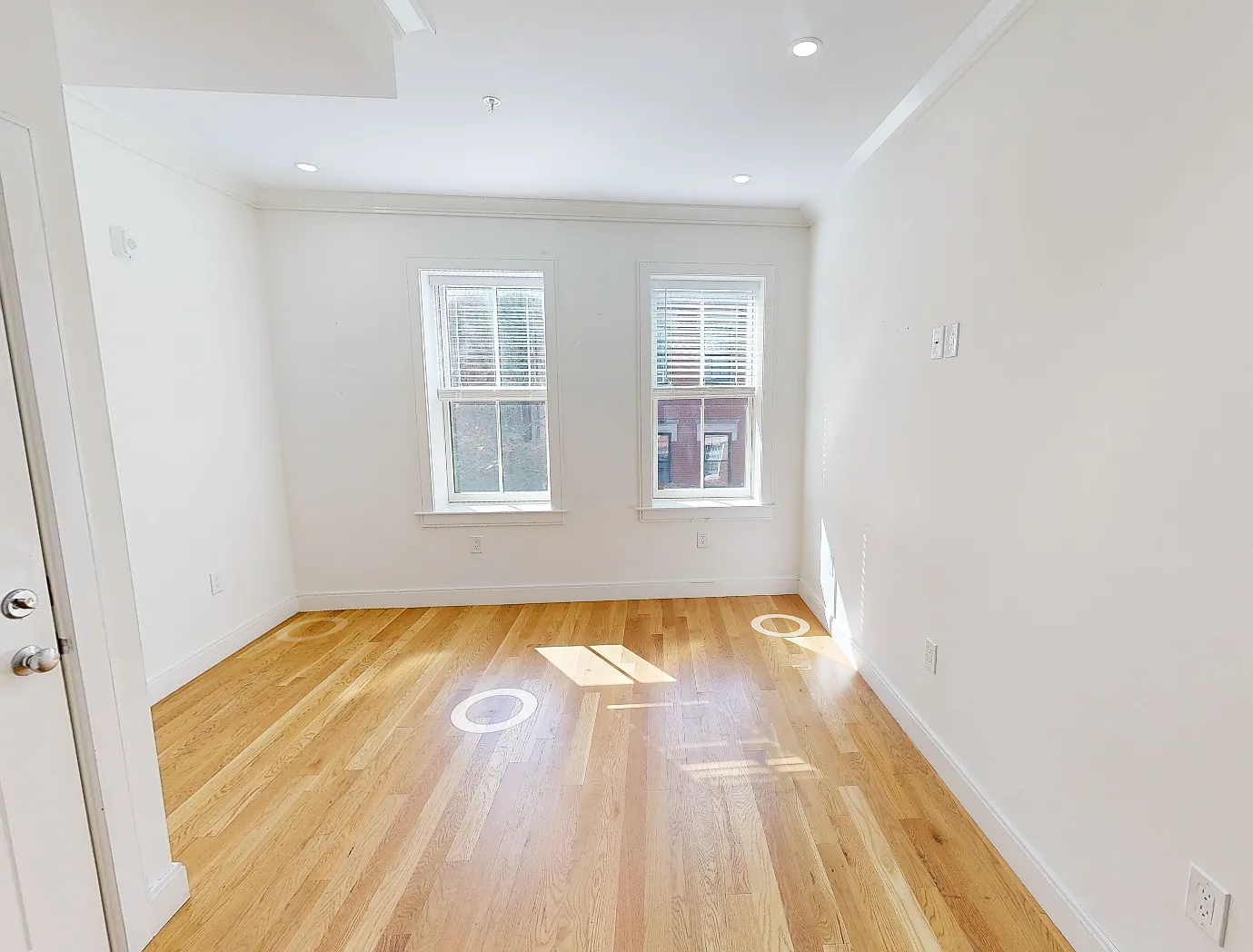 1 bed, 550 sqft, $3,000 — Photo 3