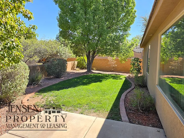 1630 E 2450 S #41 — Photo 24