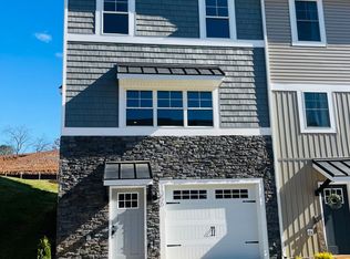 1356 Palomino Trl, Rockingham, VA 22801