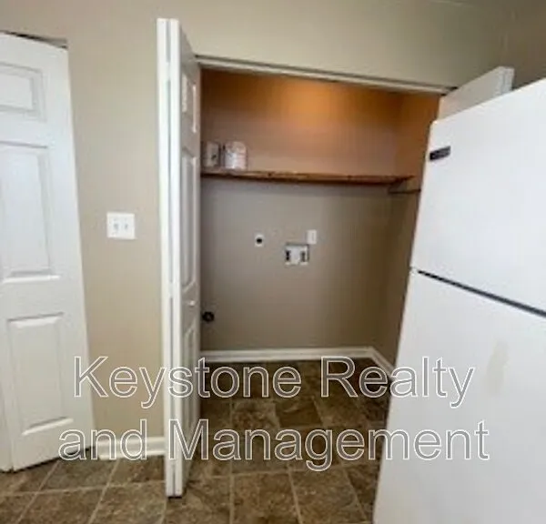 298 Thompsonville Ln #702 — Photo 5