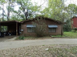 419 Cora St, Center, TX 75935