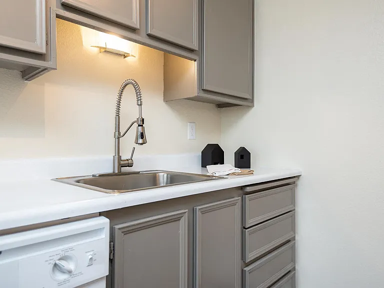 Caldera at Sunnybrook | Summit Standard Kitchen