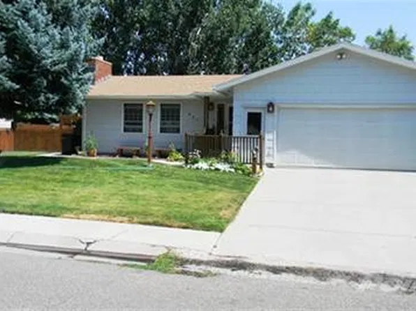 547 Glacier Cir, Riverton, WY 82501