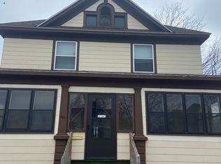 437 Clark St, Reedsburg, WI 53959