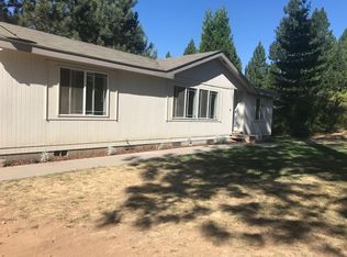 2300 Dusty Ln, Mount Shasta, CA 96067
