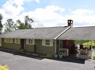 137 Azalea Ln, Spruce Pine, NC 28777