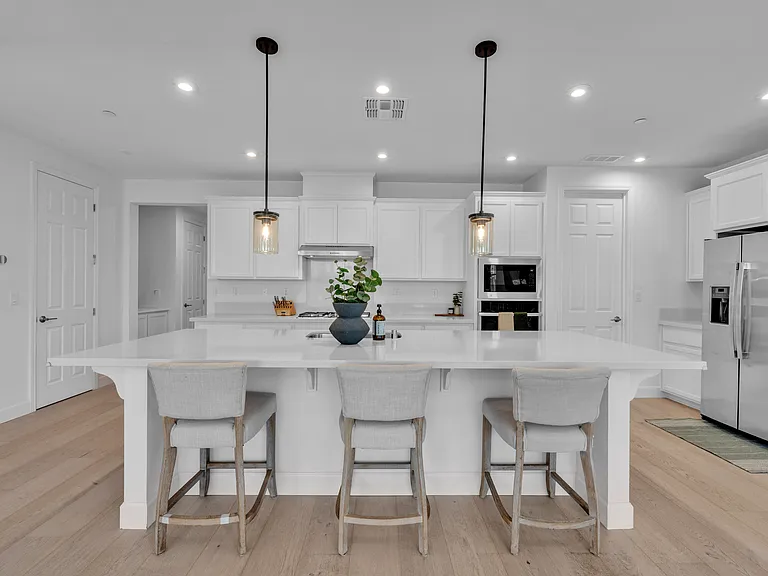 4578 Flagstaff Dr — Photo 9