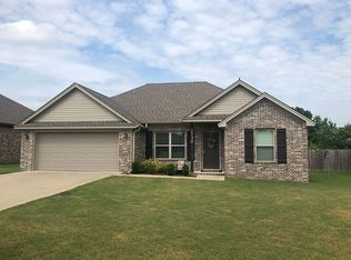 2730 Ridgewood Rd, Searcy, AR 72143