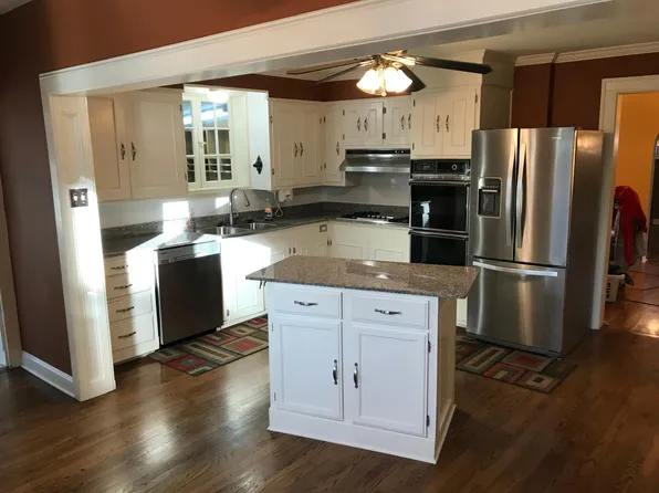 8510 Switzer Rd, Overland Park, KS 66214