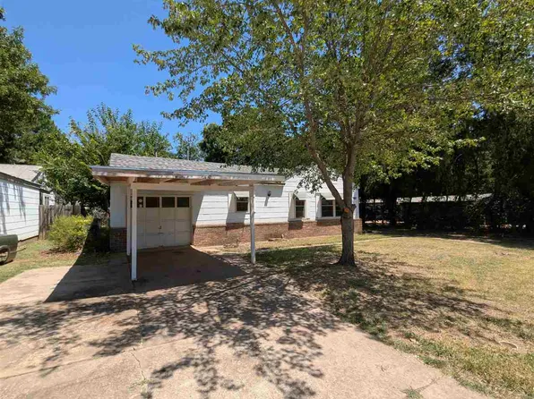 1019 S McDonald St, Stillwater, OK 74074