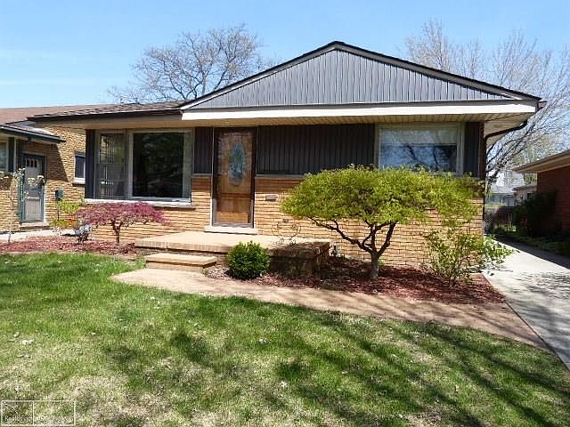 1st image of 19645 Lochmoor St
