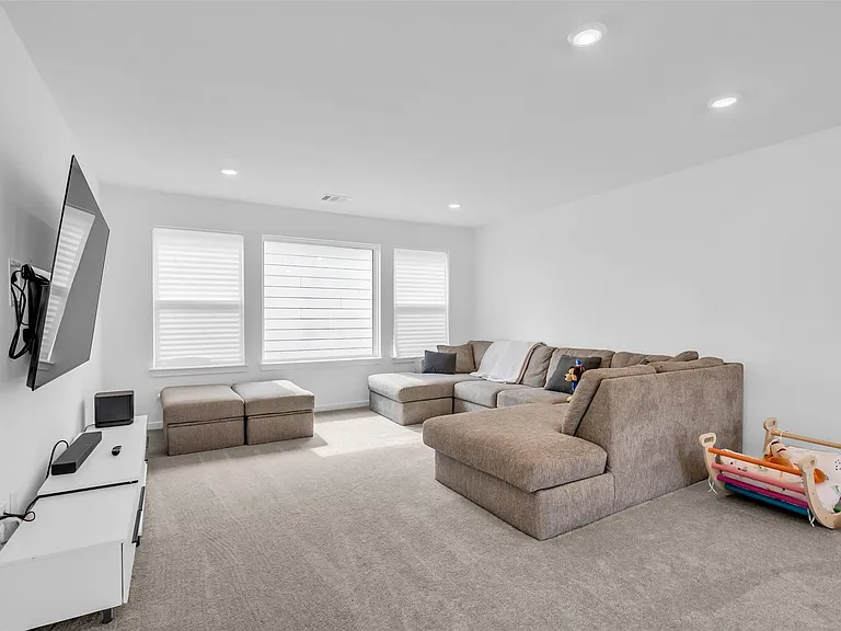 17822 Carnation Glen Dr — Photo 23